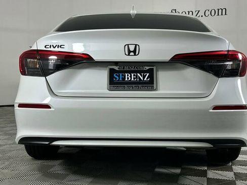 Used 2022 Honda Civic LX image 5