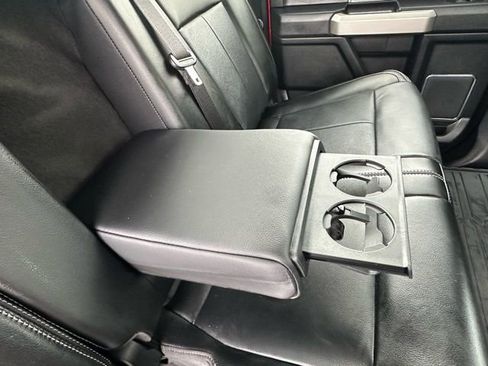 Used 2019 Ford F150 Lariat image 33