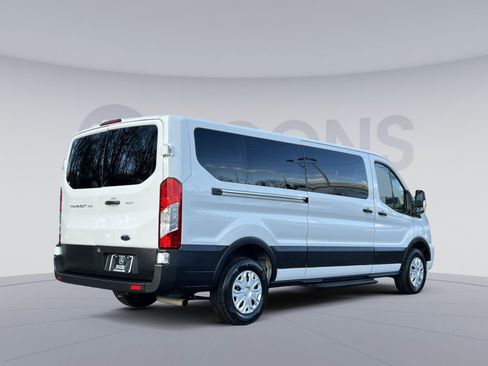 Used 2022 Ford Transit 350 XLT image 5