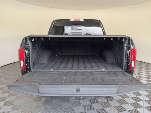 Used 2019 Ford F150 Lariat w/ Equipment Group 502A Luxury AWD/4WD image 8