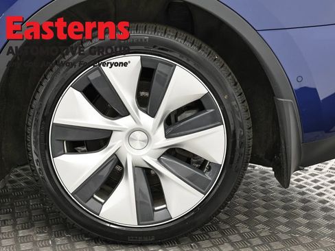 Used 2021 Tesla Model Y Long Range image 30