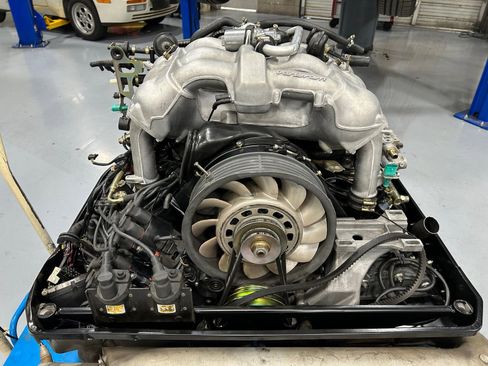 Used 1998 Porsche 911 Carrera S image 86