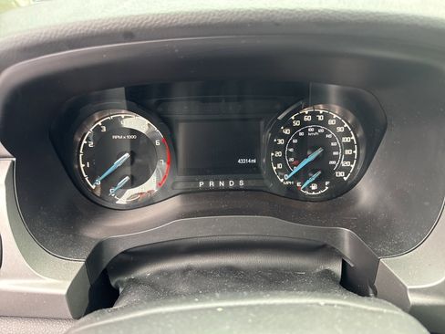 Used 2022 Ford Ranger XLT w/ Equipment Group 301A Mid image 8