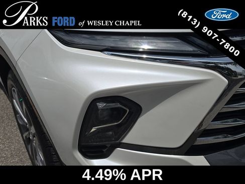 Used 2024 Chevrolet Blazer Premier w/ Enhanced Convenience Package FWD image 6