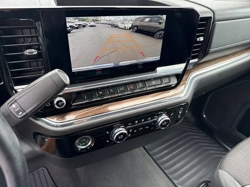 Used 2024 GMC Sierra 1500 Elevation AWD/4WD image 19