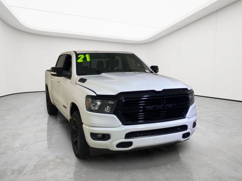 Used 2021 RAM 1500 Big Horn AWD/4WD image 3