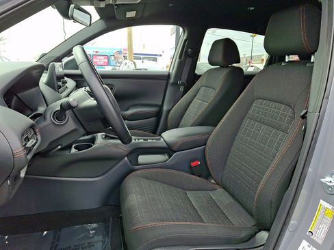 Used 2025 Honda HR-V Sport image 13
