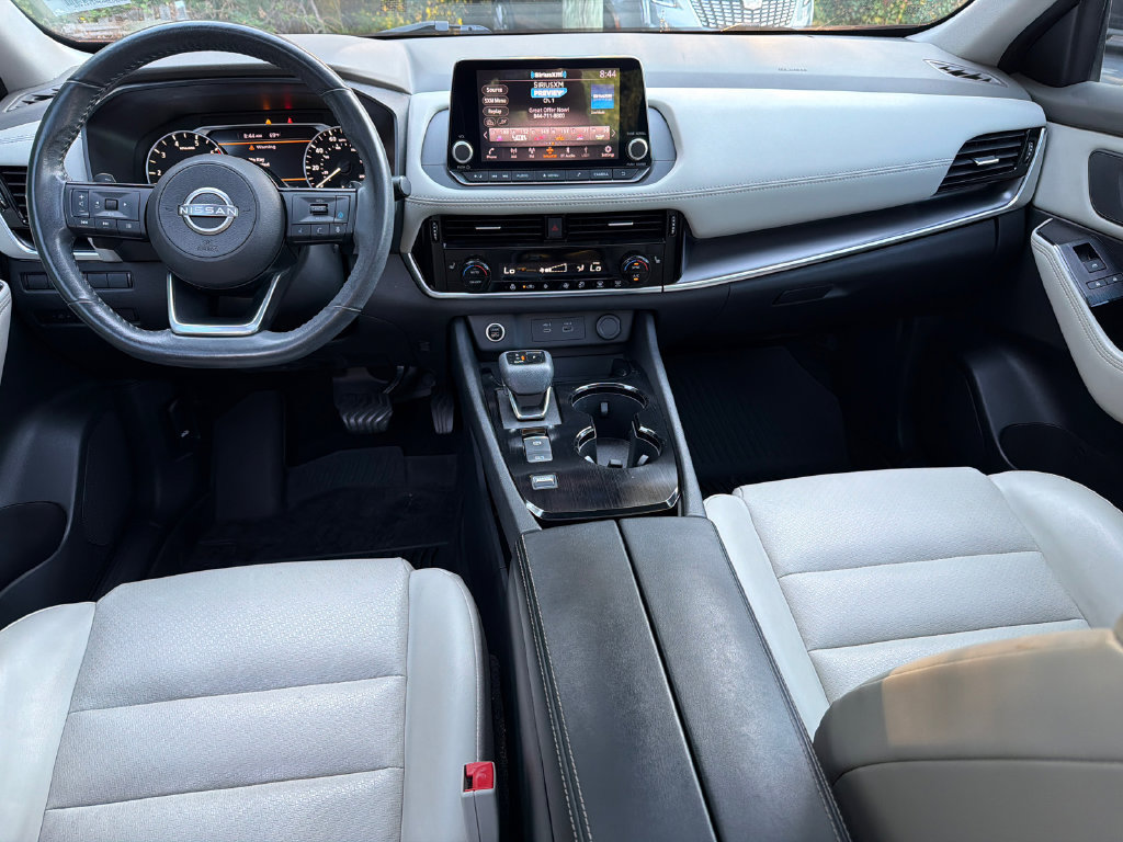 Used 2023 Nissan Rogue SV w/ SV Premium Package FWD image 23