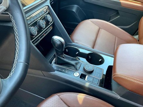Certified 2023 Volkswagen Atlas SE AWD/4WD image 17