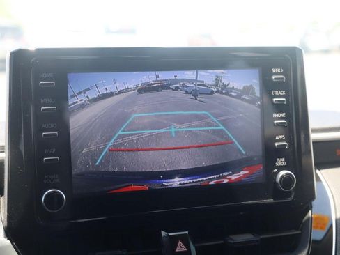 Used 2020 Toyota Corolla LE w/ LE Premium Package FWD image 16