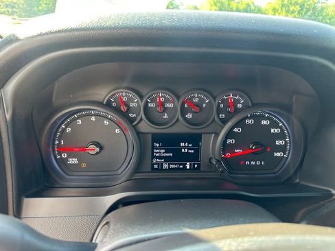 Used 2024 Chevrolet Silverado 2500 Custom w/ Custom Convenience Package image 25