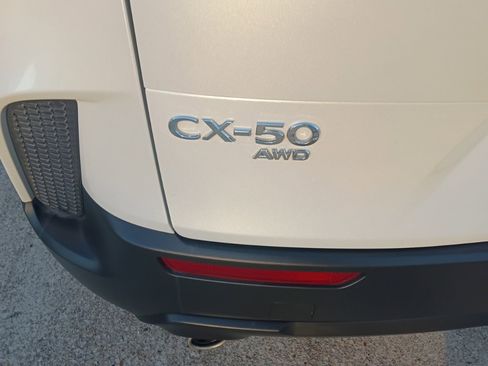 Used 2025 MAZDA CX-50 AWD 2.5 S w/ Premium Package image 12