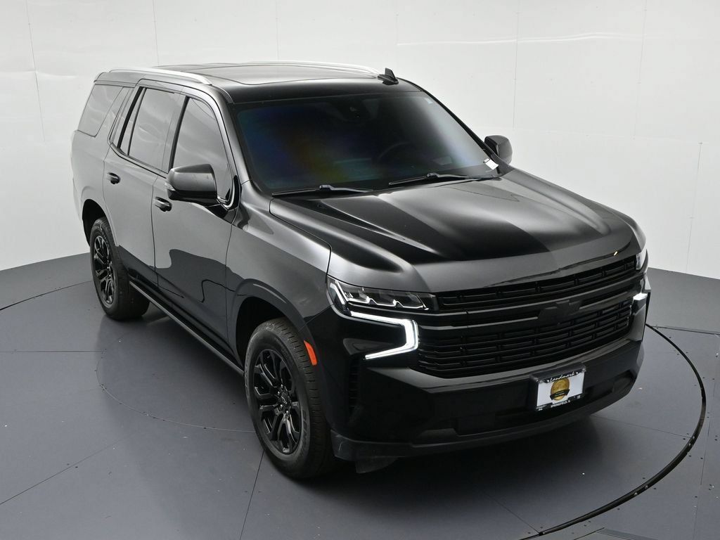 Used 2023 Chevrolet Tahoe Premier w/ Advanced Technology Package AWD/4WD image 18