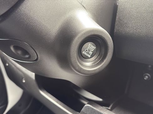 Used 2025 RAM ProMaster 1500 w/ Storage Group image 18