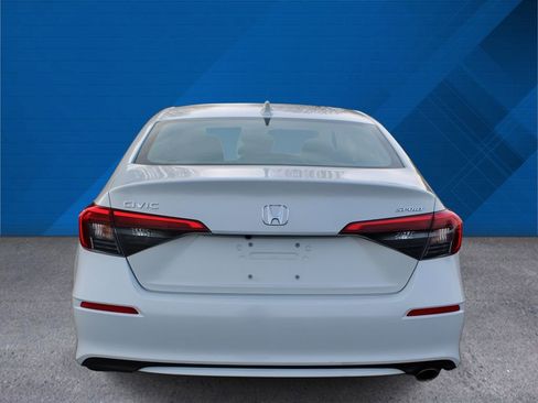 Used 2024 Honda Civic Sport image 8