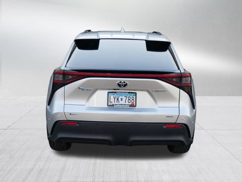 Used 2024 Toyota bZ4X Limited image 6