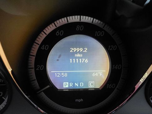 Used 2010 Mercedes-Benz C 300 Sedan image 26