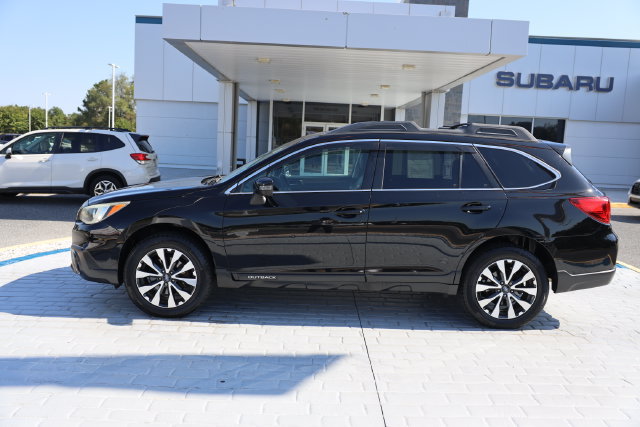 Used 2015 Subaru Outback 2.5i Limited AWD/4WD image 2