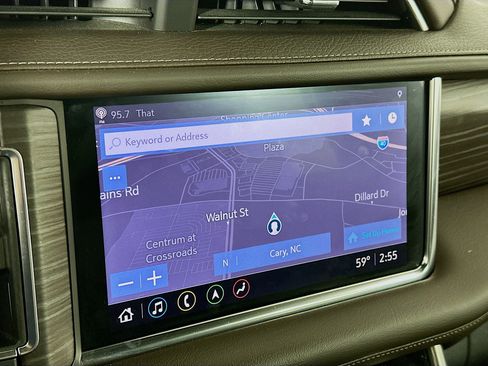 Used 2021 GMC Yukon Denali w/ Denali Premium Package image 22