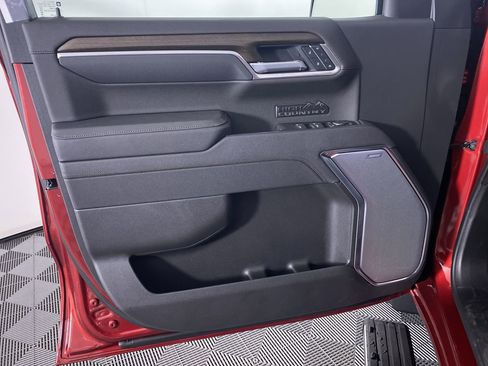 New 2025 Chevrolet Silverado 1500 High Country image 13