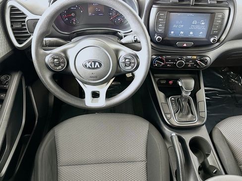 Used 2020 Kia Soul LX FWD image 5