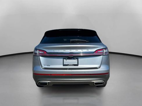 Used 2023 Lincoln Nautilus AWD w/ Premium Package image 11