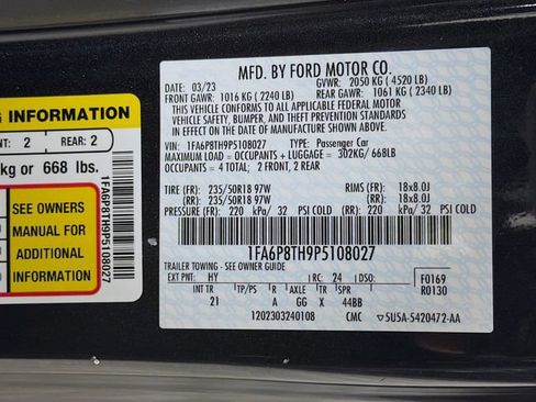Used 2023 Ford Mustang Coupe RWD image 34