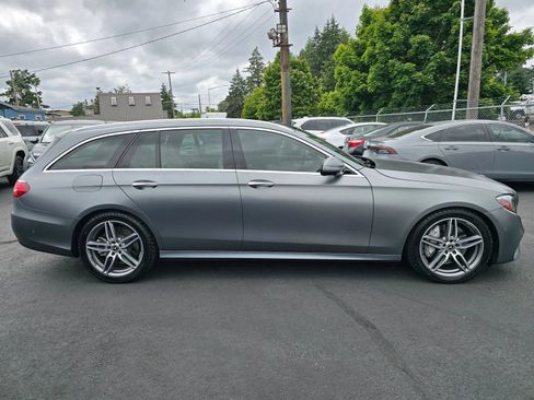 Used 2019 Mercedes-Benz E 450 4MATIC Wagon image 6