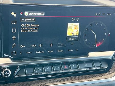 New 2026 GMC Sierra 1500 Elevation image 10