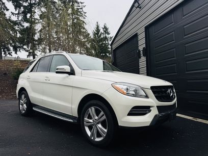 Used 2014 Mercedes-Benz ML 350 4MATIC w/ Premium 1 Package