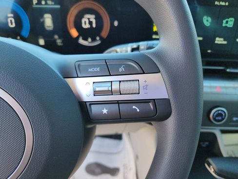 New 2026 Hyundai Kona SE image 24