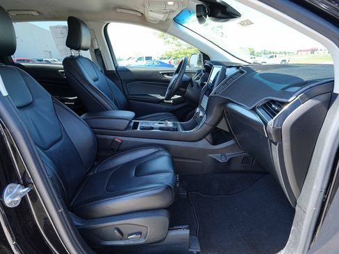 Used 2022 Ford Edge Titanium AWD/4WD image 22