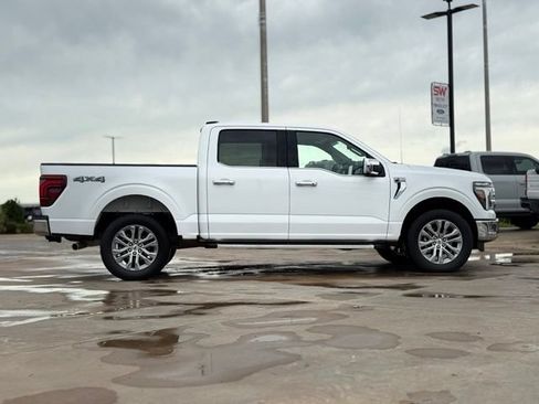 Certified 2024 Ford F150 Lariat w/ Tow/Haul Package AWD/4WD image 7