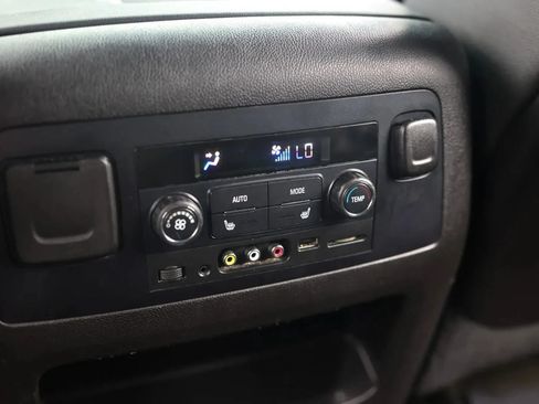 Used 2015 Chevrolet Tahoe LTZ RWD image 39