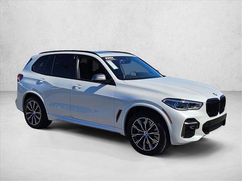 Used 2023 BMW X5 M50i w/ Executive Package image 3
