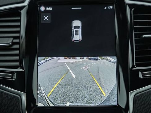 Certified 2023 Volvo XC90 T8 Plus w/ Protection Package Premier AWD/4WD image 35