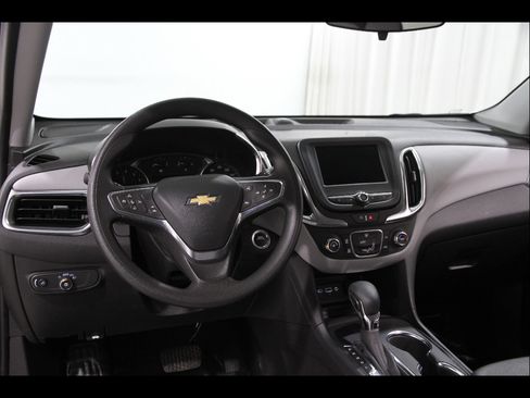 Certified 2024 Chevrolet Equinox LS w/ LS Convenience Package image 6