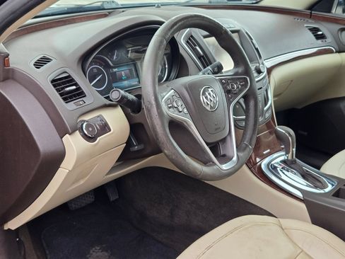 Used 2016 Buick Regal Premium FWD image 12