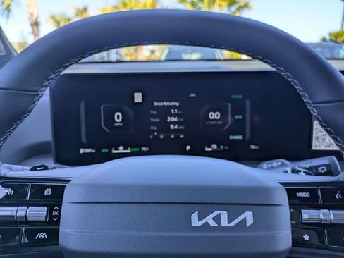 New 2026 Kia Sorento SX Prestige AWD/4WD image 32