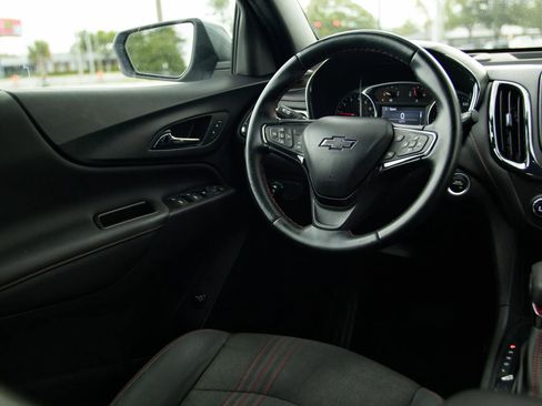 Used 2024 Chevrolet Equinox RS FWD image 30
