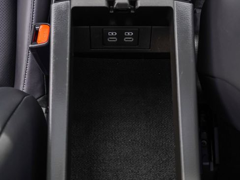 Used 2026 Toyota Prius XLE image 39