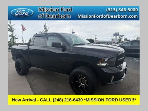 Used 2023 RAM 1500 Express w/ Wheel & Sound Group AWD/4WD image 1