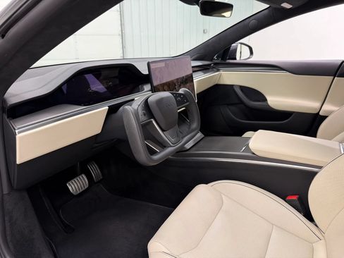 Used 2023 Tesla Model S Plaid AWD/4WD image 12