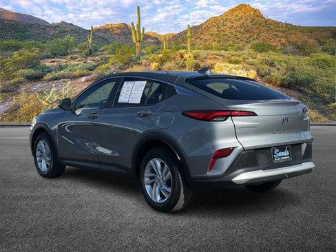 Used 2025 Buick Envista Preferred image 7