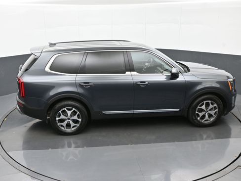 Used 2021 Kia Telluride EX image 39