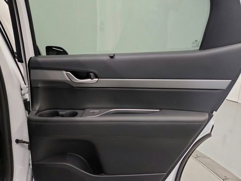 Used 2025 Hyundai Palisade SEL FWD image 41