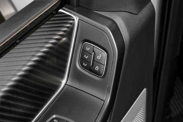 Used 2025 Ford F150 Raptor AWD/4WD image 50