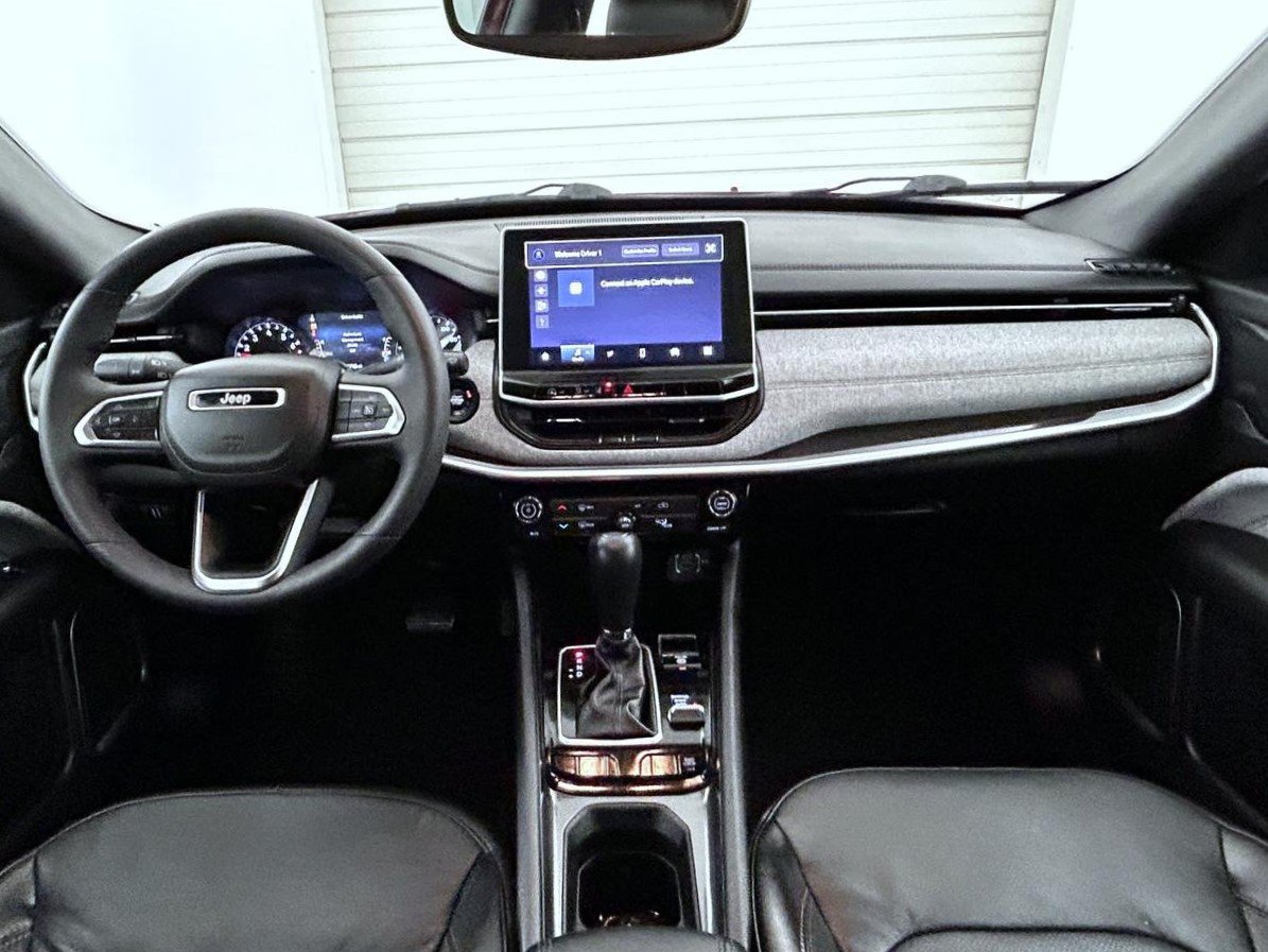 Certified 2023 Jeep Compass Latitude AWD/4WD image 13