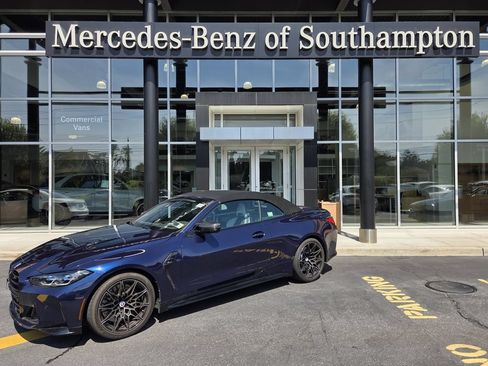 Used 2022 BMW M4 xDrive Competition w/ M Carbon Exterior Package AWD/4WD image 1