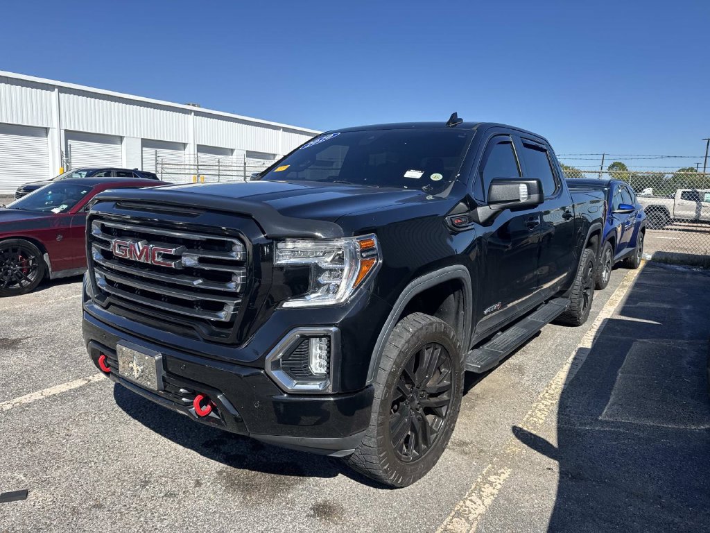 Used 2020 GMC Sierra 1500 AT4 w/ AT4 Premium Package AWD/4WD image 4